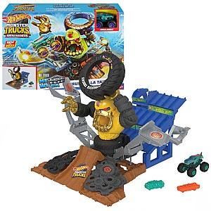 Jucarie interactiva Hot Wheels Mega-Wrex versus Crushzilla