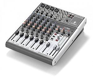 Mixer amplificat Behringer Xenyx 1204USB