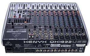 Микшер без усилителя Behringer Xenyx QX1832USB