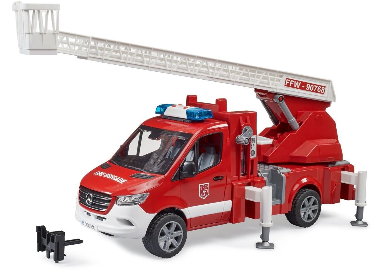 Спецтехника Bruder Mercedes-Benz 2673