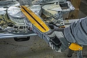 Fierastrau pentru taieri inclinate Dewalt  DCS727T2