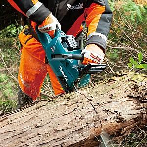Fierastrau electric cu lant Makita UC011GZ