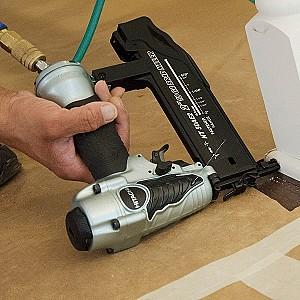 Pistol de batut cuie pneumatic Hitachi-HiKOKI NT50AE2L2Z