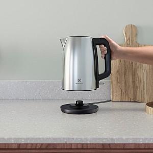 Fierbator electric de apa Electrolux E3K1-3ST