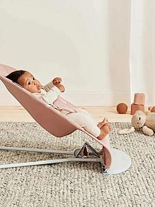 Leagan BabyBjorn Bliss Dusty Pink, bumbac cu jucărie educativă
