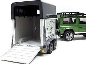 Masina jucarie Bruder Land Rover Defender Station 2592