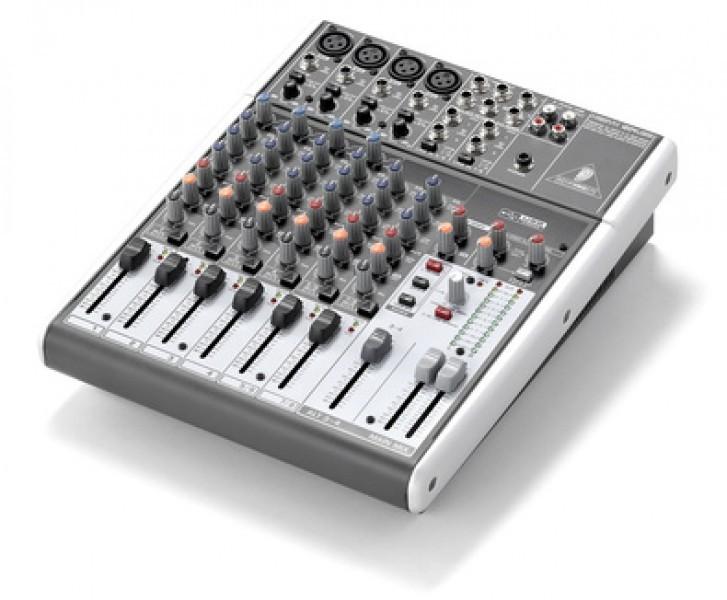 Mixer amplificat Behringer Xenyx 1204USB