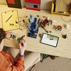 Constructor LEGO Minecraft Benzinărie
