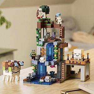 Constructor LEGO Minecraft Benzinărie