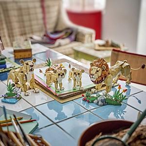 Constructor LEGO Creator 3-in-1 Animale sălbatice: Leul maiestuos