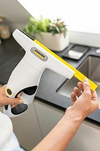 Aparat de spalat geamuri KARCHER WV 1 Compact Care