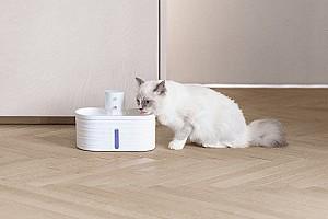 Dozator de mancare caine si miti Beeztees Sef White (410320)