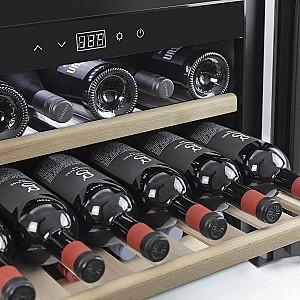 Racitor de vin Caso WineSafe 18 EB Black