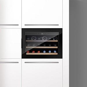 Racitor de vin Caso WineSafe 18 EB Black