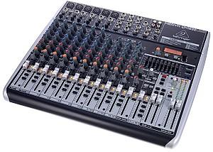 Mixer analogic Behringer Xenyx QX1832USB
