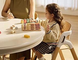 Scaun de masa multifunctional Momcozy DinerPal