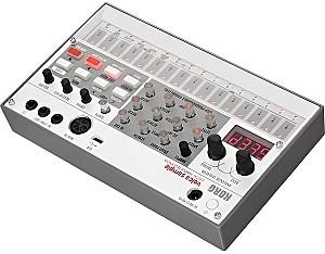 Sintetizator Korg Volca Sample 2